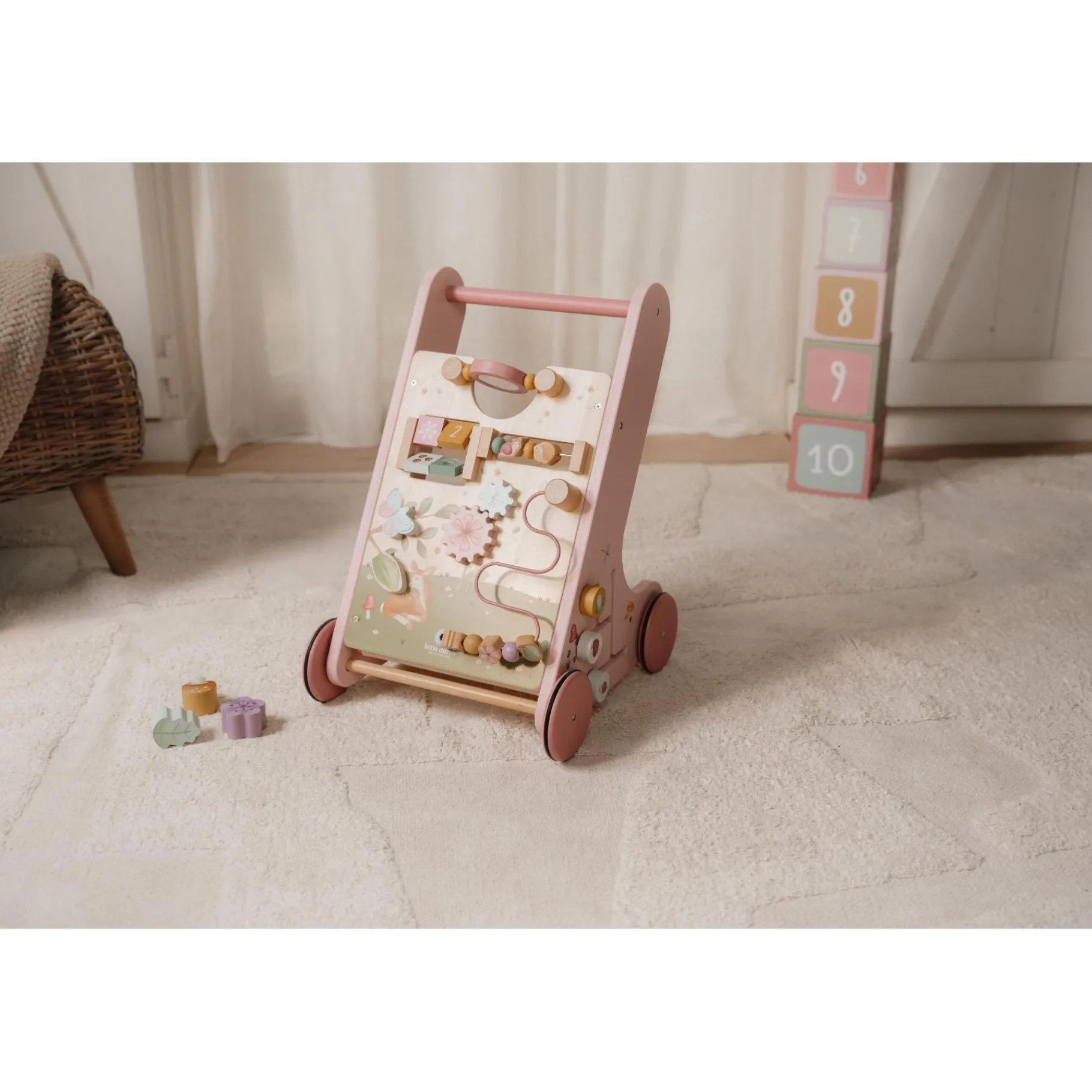 Babyspeelgoed> Activiteiten Loopwagen Fairy Garden