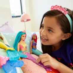 Meisjes|Tienerpoppen><noscript><img width=