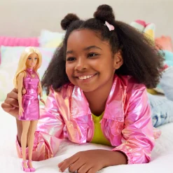 Meisjes|Tienerpoppen><noscript><img width=