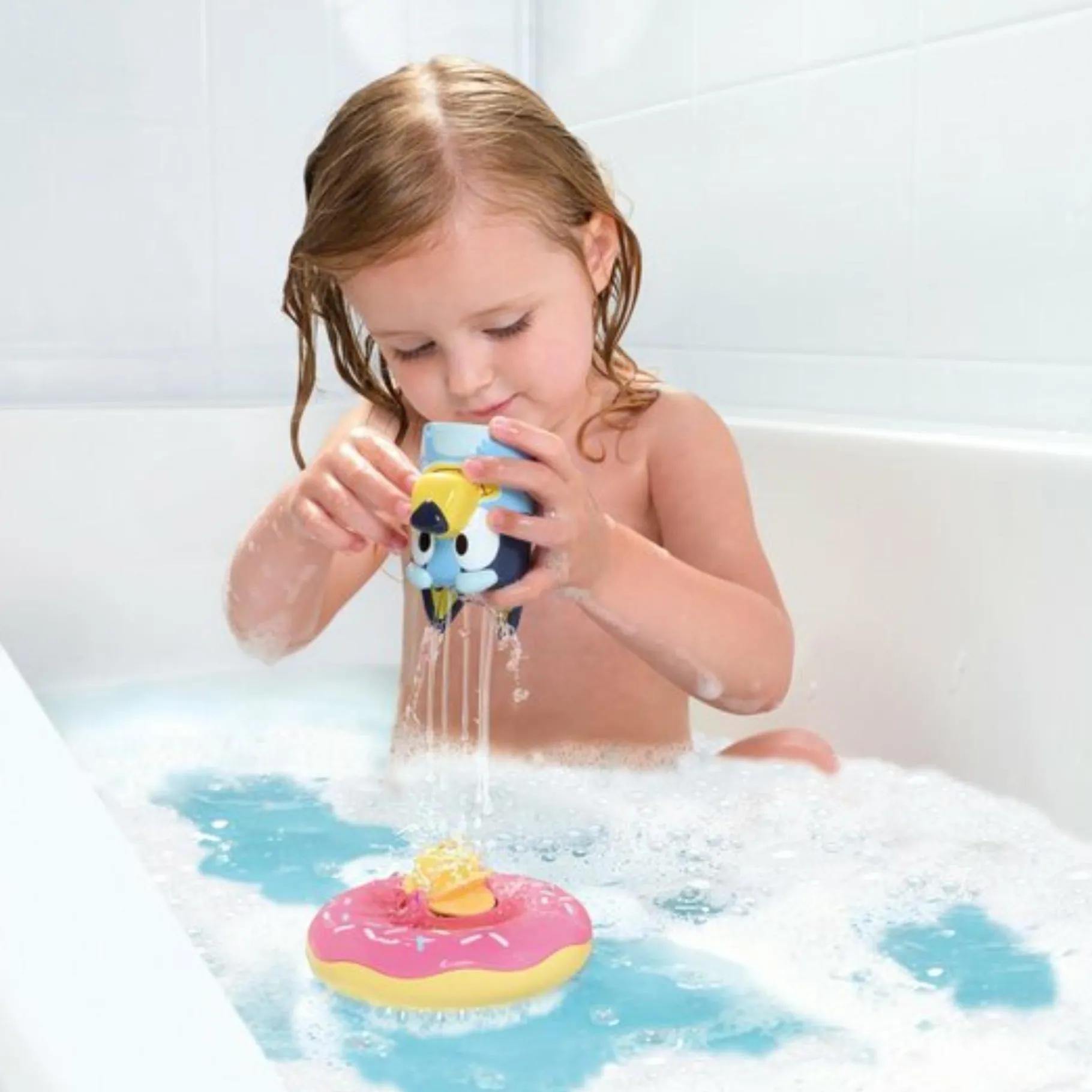 Badspeelgoed> Bluey bad spatteren en drijven