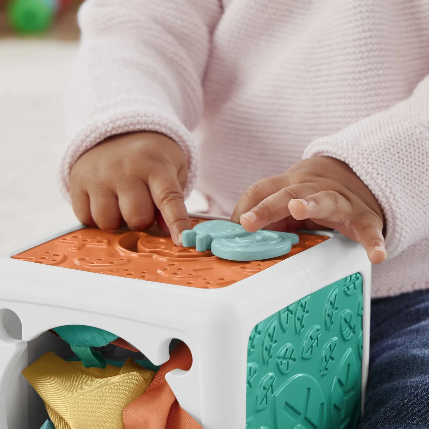 Babyspeelgoed> Fisher Price 2 In 1 Baby Tissue Box