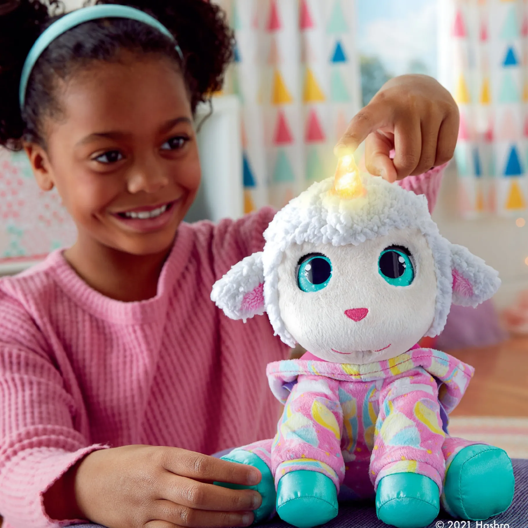 Speelfiguren|Meisjes>Hasbro Fur Real Sweet Jammiecorn Lammetje