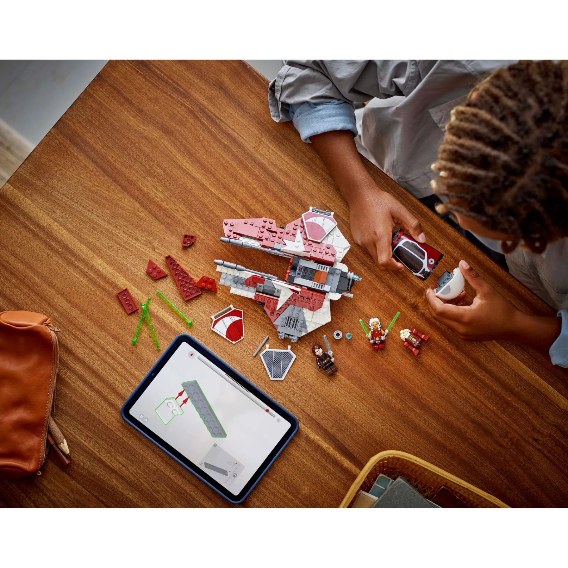 Jongens|Bouwstenen>LEGO 75401 Star Wars Ahsoka's Jedi Interceptor