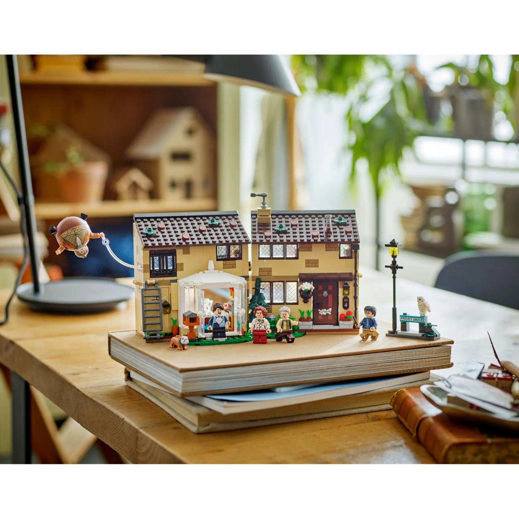 Jongens|Bouwstenen>LEGO Harry Potter 76451 Ligusterlaan Bezoek Van Tante Margot