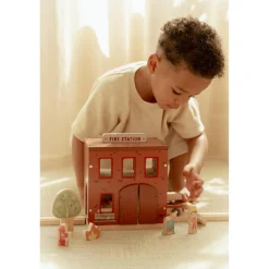 Voertuigen></noscript> Little Dutch brandweerstation fsc