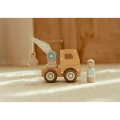 Voertuigen></noscript> Little Dutch kraanwagen met pegdoll fsc