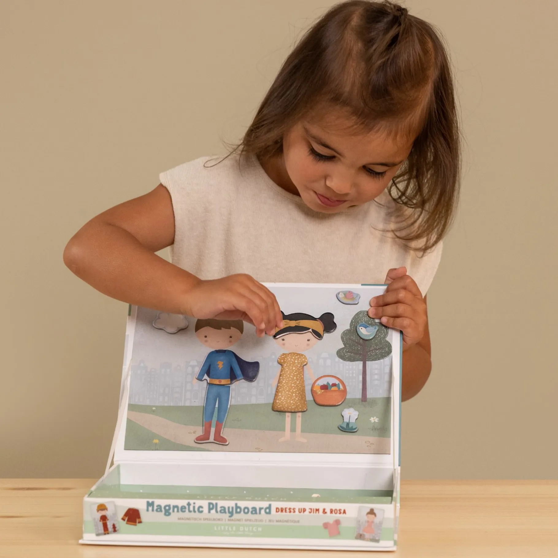 Babyspeelgoed>Tiamo Little Dutch Magnetisch Speelbord Jim & Rosa