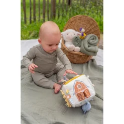 Activitycenter><noscript><img width=