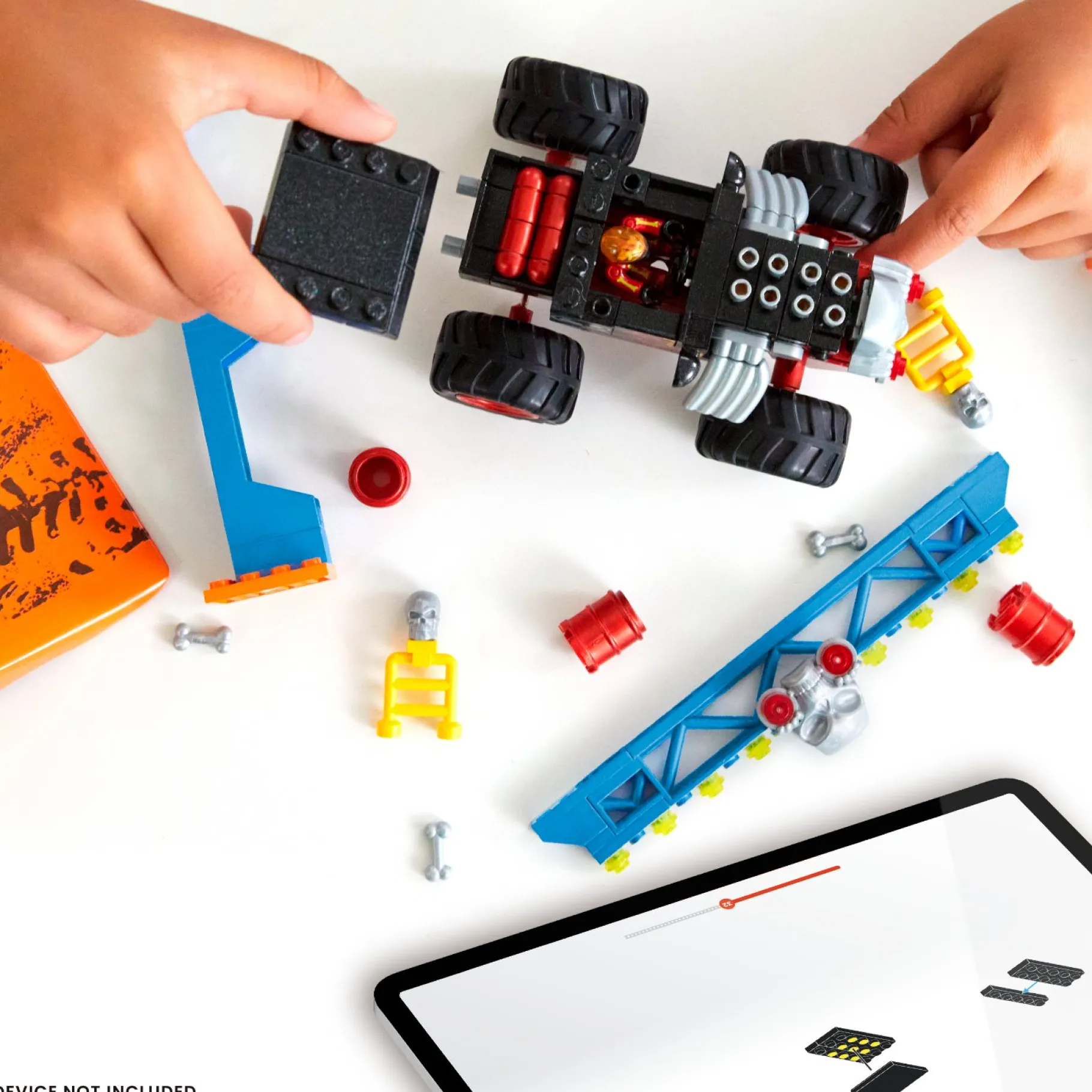 Auto's>Mega Bloks Mega Hot Wheels Monster Trucks Bone Shaker Crush Course