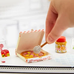 Surprise></noscript> MGA's Miniverse - Make It Mini Multi Pack