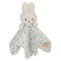 Plucheknuffels><noscript><img width=