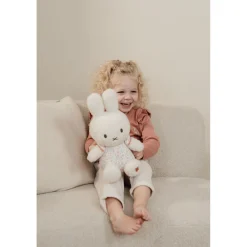 Plucheknuffels><noscript><img width=