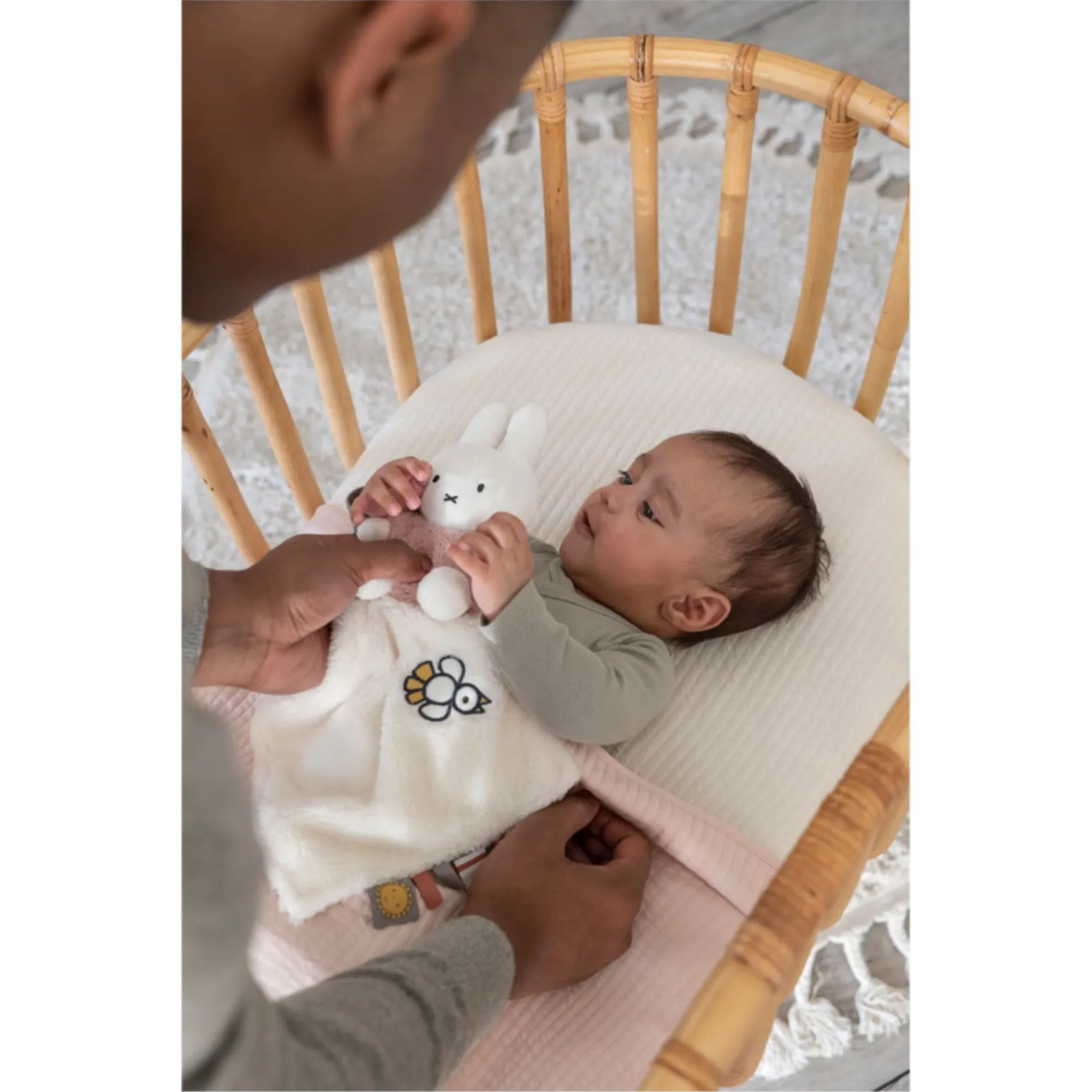 Knuffeldoekjes En Knuffelboekjes>Tiamo Nijntje Knuffeldoekje Fluffy Pink