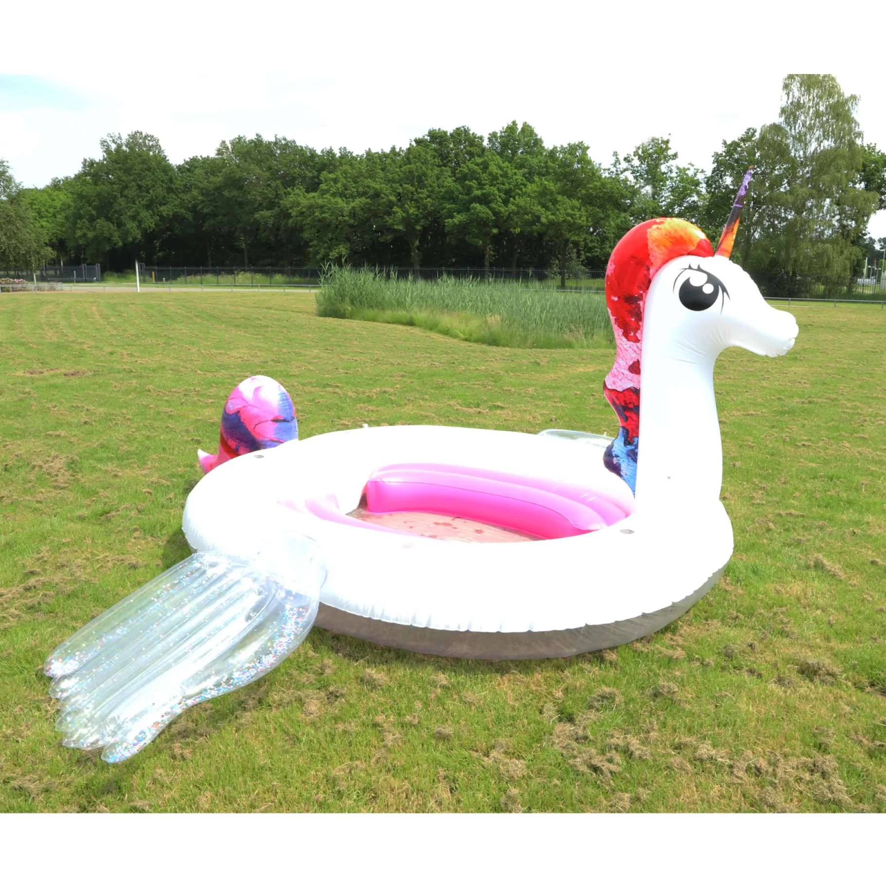 Zwemmen En Waterspeelgoed>Alert Opblaaseiland Eenhoorn 310X270X175 Cm