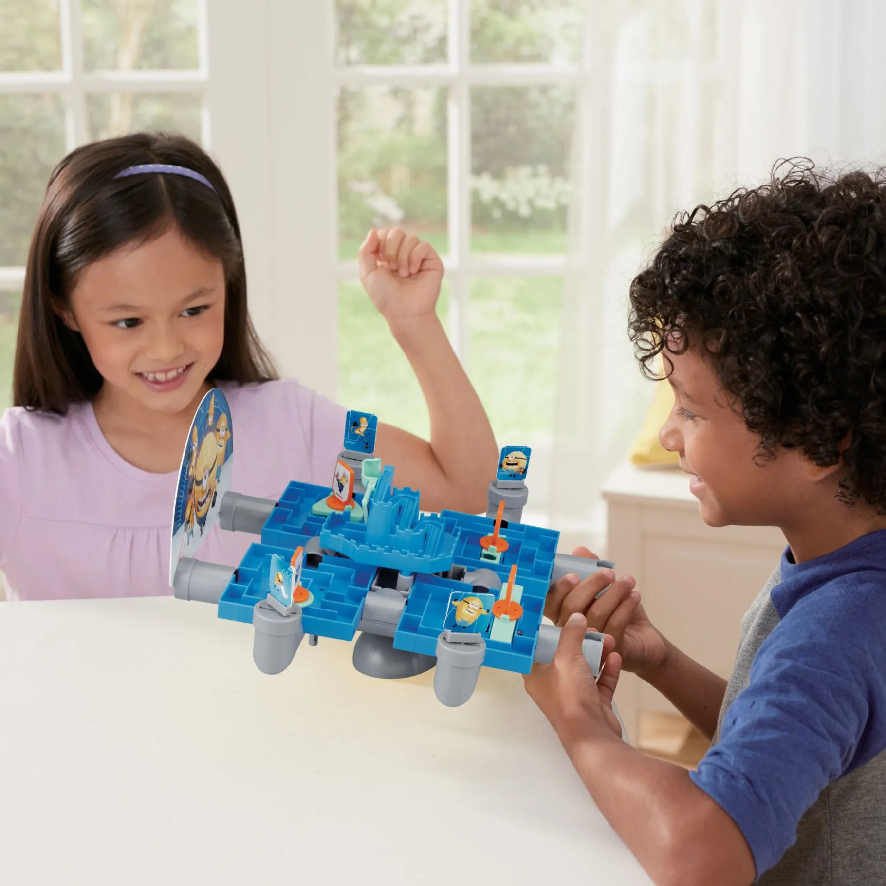 Familiespellen> Spel Minions AVL Maze Mission