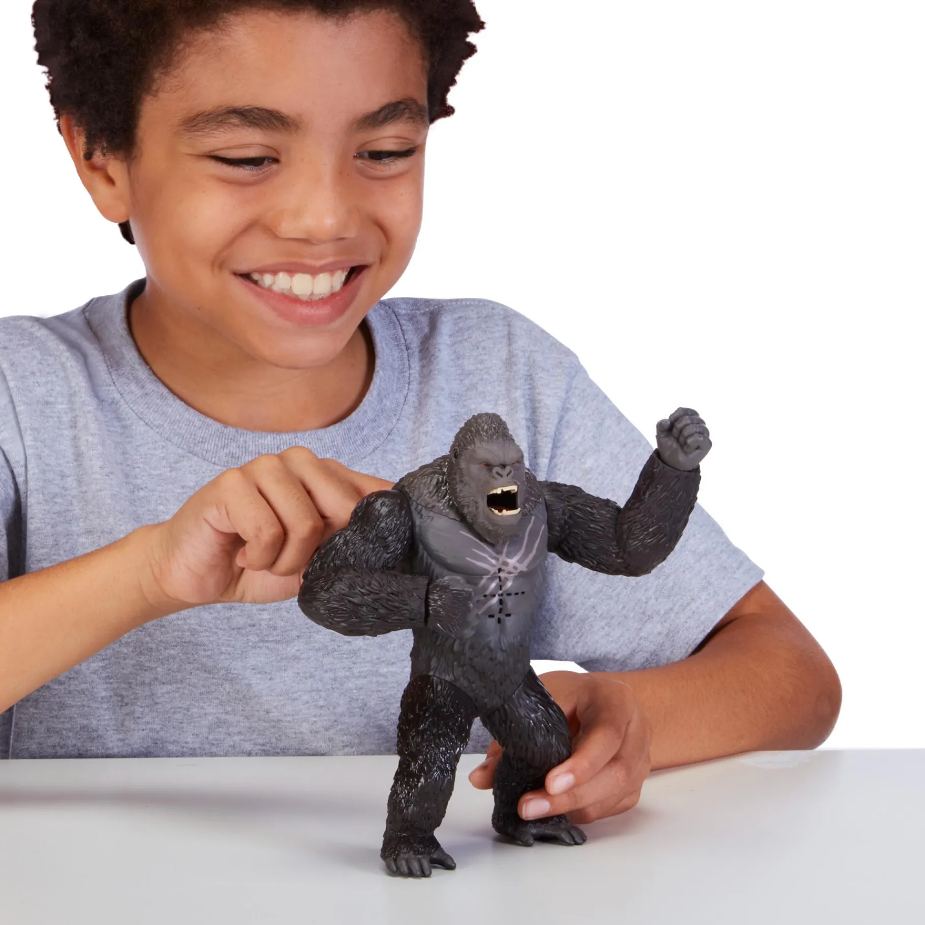 Speelfiguren> The new empire 17 cm battle roar Kong with electric sounds