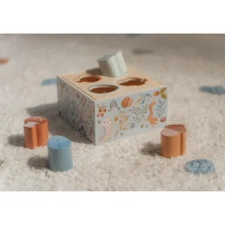 Vormenstoven></noscript>Little Dutch Vormenstoof Forest Garden